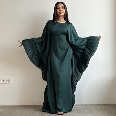 Loriya Heavywork Splicing Lace Sleeve Long Robe